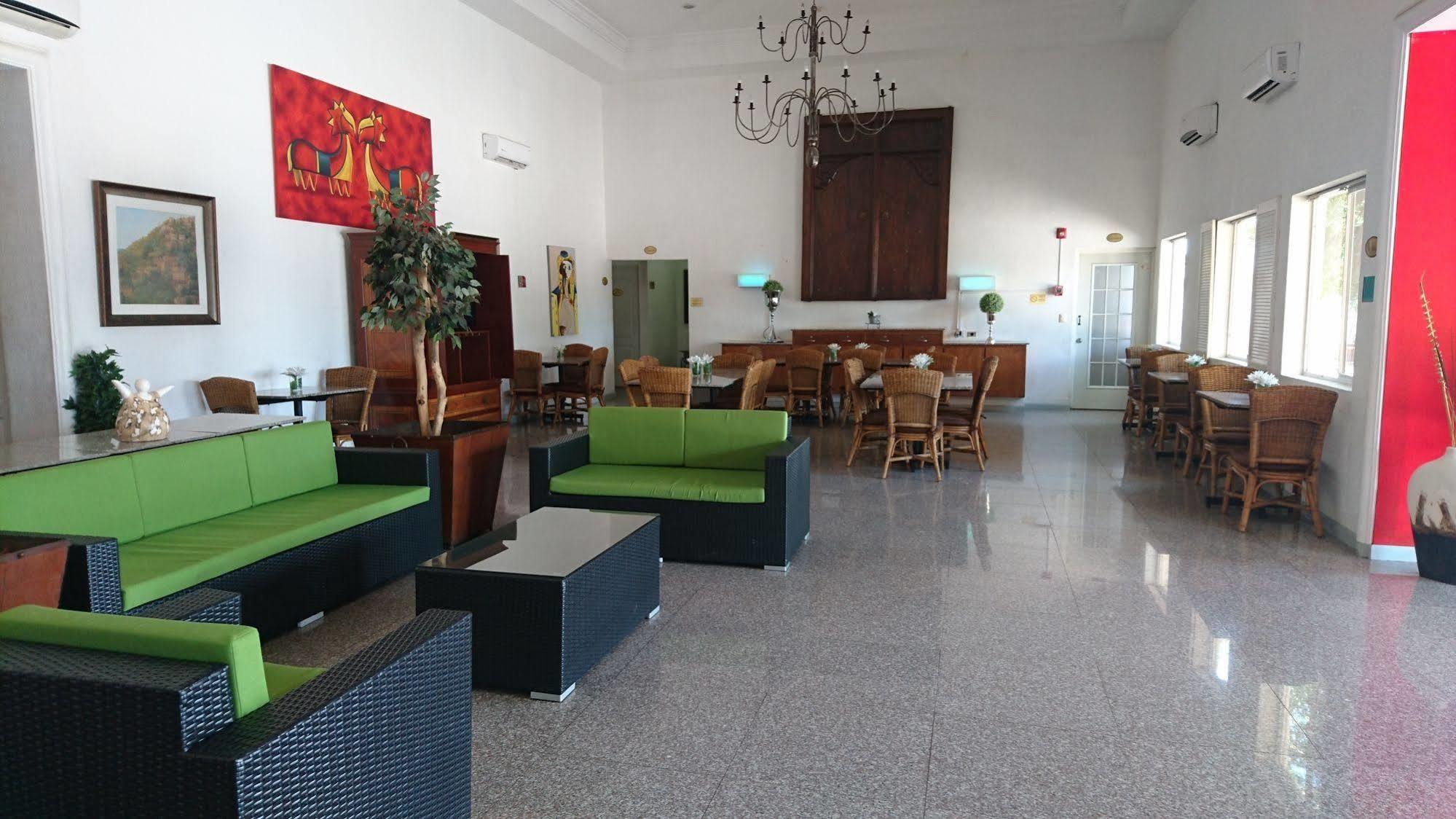 扎尔库利亚坎酒店 Culiacán 外观 照片